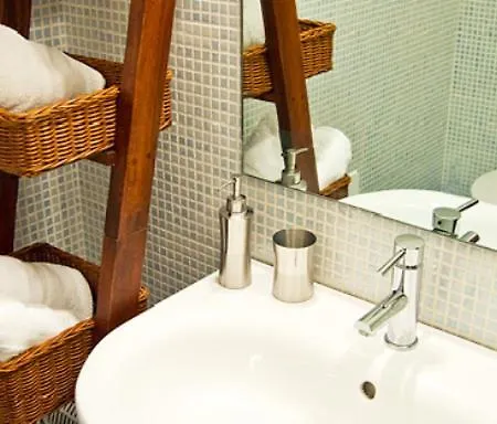 Memi's Sweet Bed & Breakfast